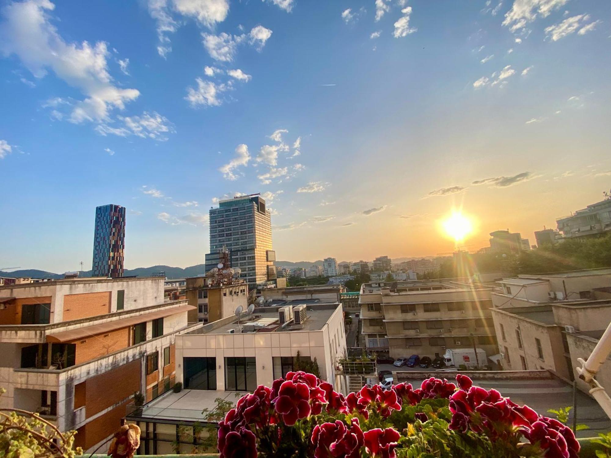Rtsh Apartment Tirana Exterior photo