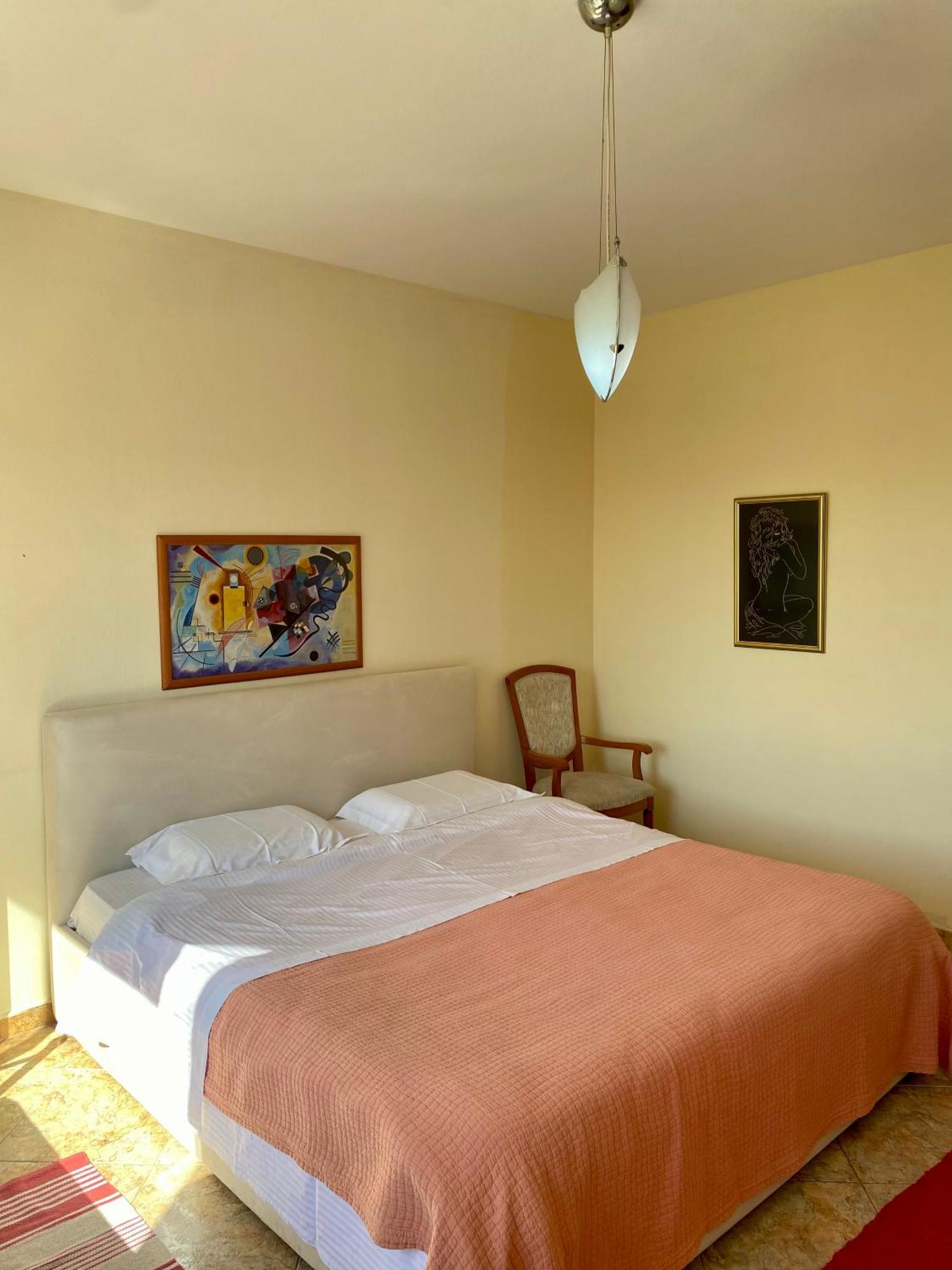 Rtsh Apartment Tirana Exterior photo