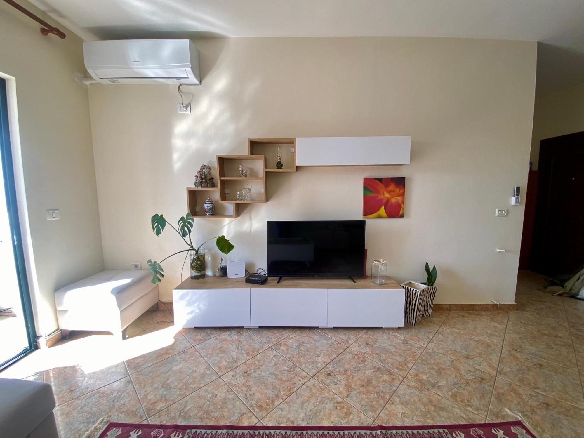 Rtsh Apartment Tirana Exterior photo